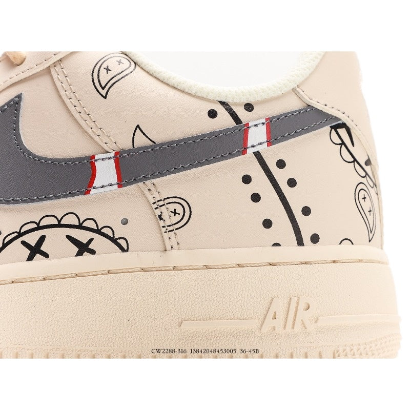 AF1 米白黑腰果花