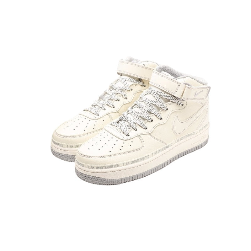 AF1 公尺灰銀簽名塗鴉
